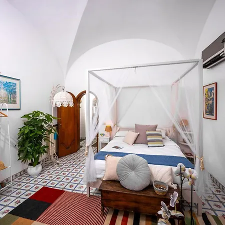 Luxurious Private In With Stunning Sea Views Villa *